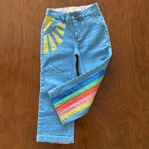 EUC Mini Boden sunshine and rainbow appliqué jeans. Size 4T.